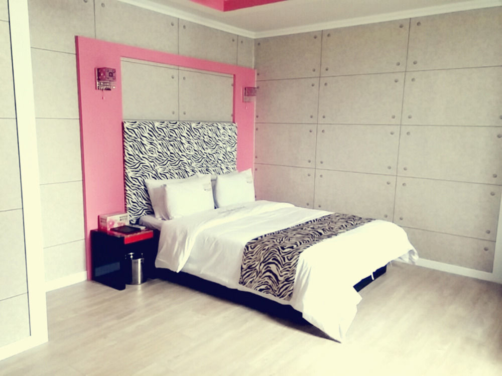 Gwangju Metropolitan City Chocolate Hotel מראה חיצוני תמונה