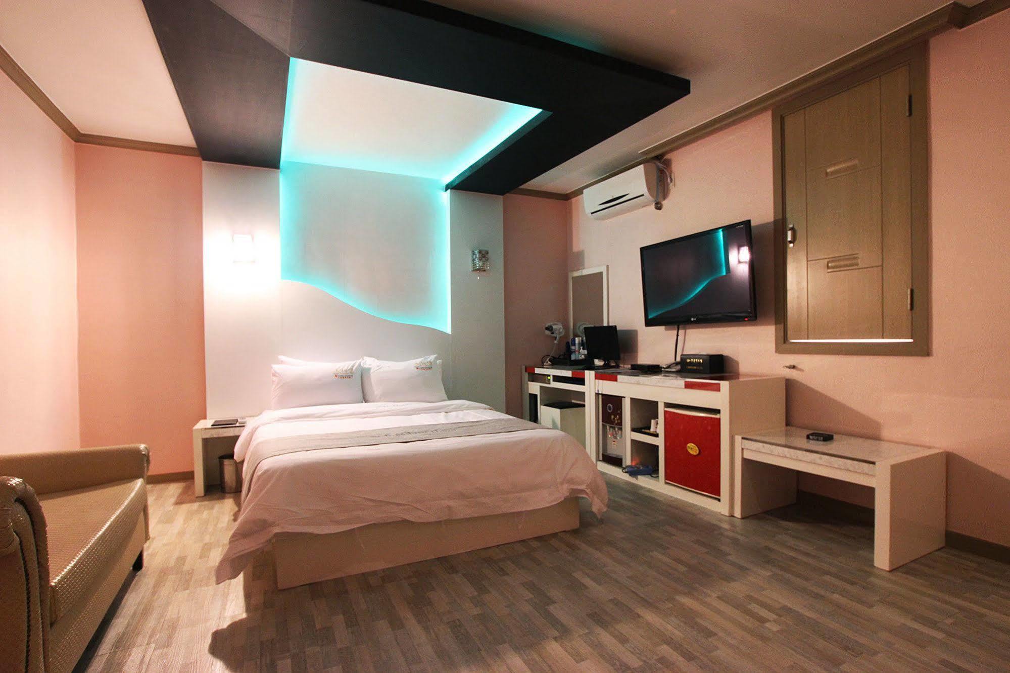 Gwangju Metropolitan City Chocolate Hotel מראה חיצוני תמונה